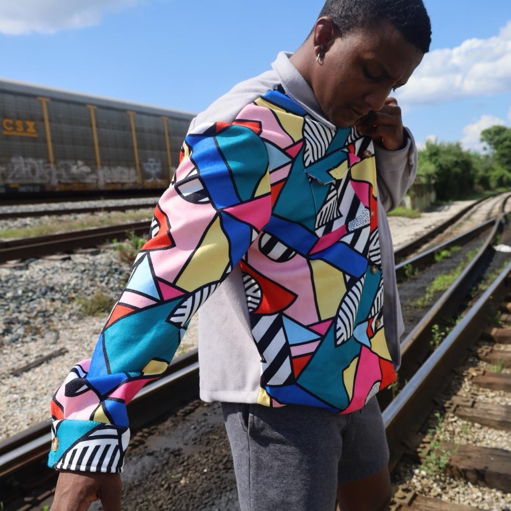 Colorful Geometric Patterned Jacket - Picture 3 of 7